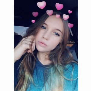 Meet your Posher, Maegan